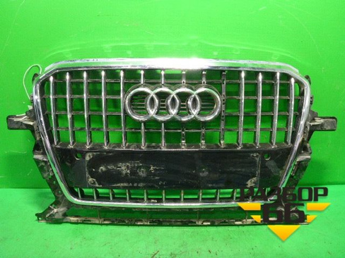 Решетка радиатора (после 2012г под парктроник) (8R0853651R) Audi Q5 c 2008-2017г