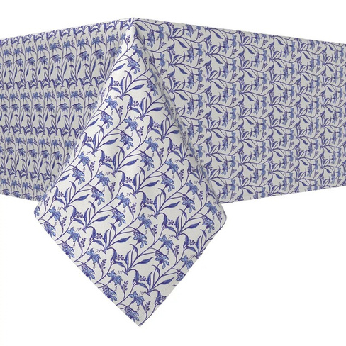 Прямоугольная скатерть, 100 % хлопок, 52x104 дюйма, лилии в синих оттенках.