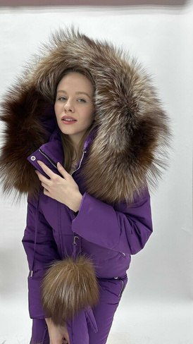Фиолетовый зимний костюм до -30-35 градусов: штаны+ куртка с большим мехом обесцвеченной лисы - Косынка стеганая
