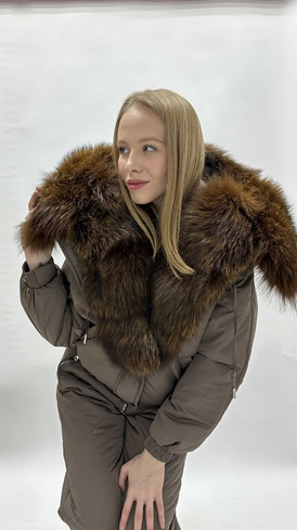 Бежевый зимний костюм до -30-35 градусов: меховой бомбер на резинке и стеганые штаны - Косынка стеганая